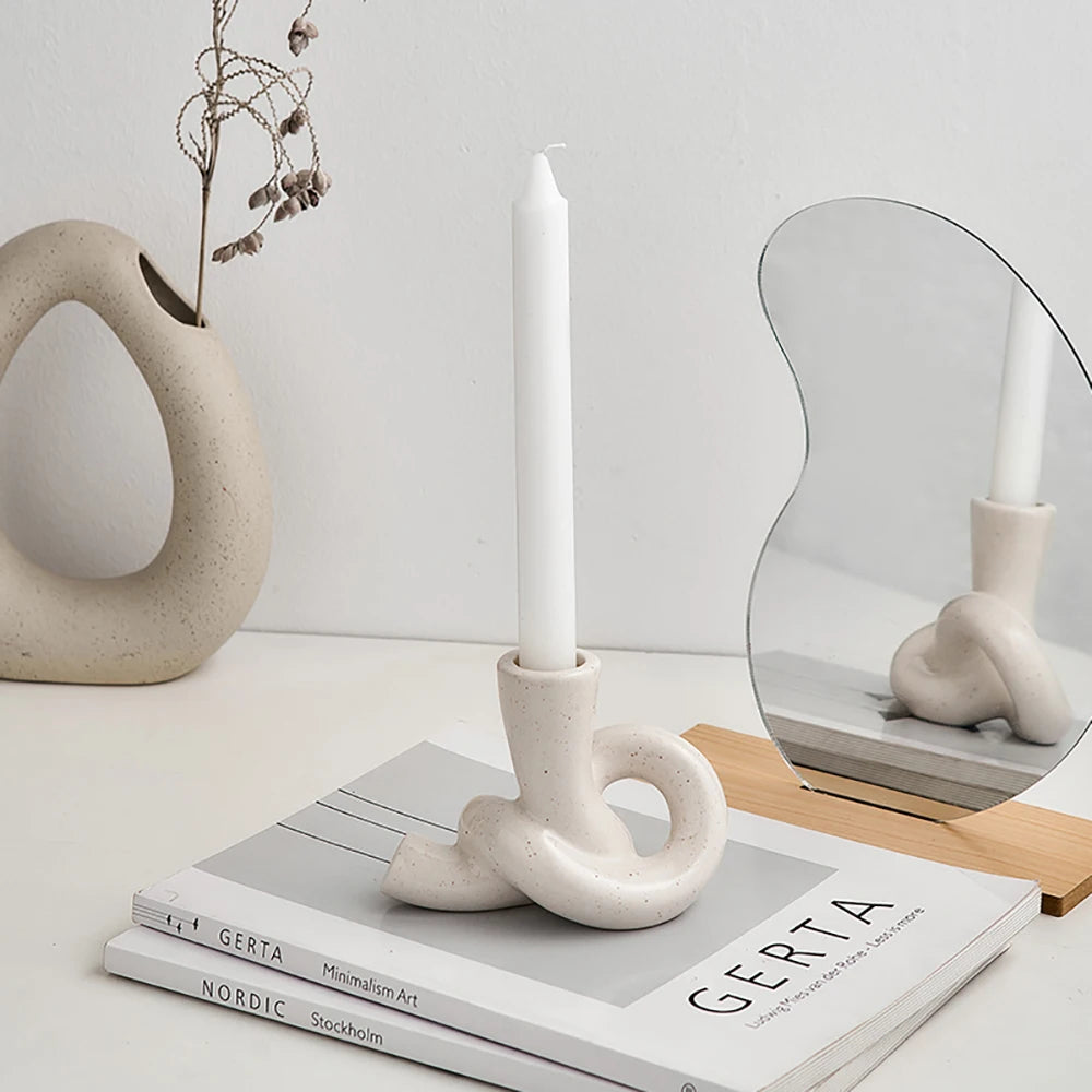 Knot Shape Modern Ceramic Candle Holder